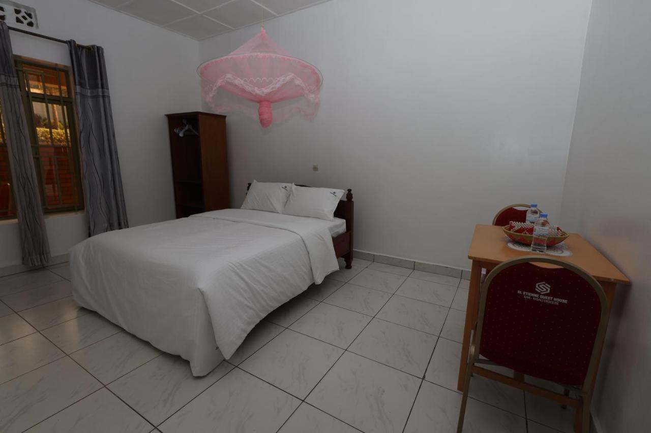St Etienne Guest House Kigali Dış mekan fotoğraf